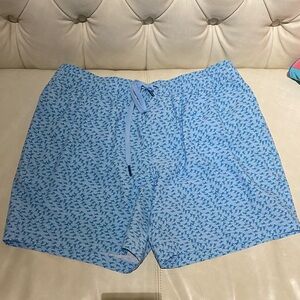 NWT- Southern Tide Blue Patterned Men's Swim Shorts. Sz Med
